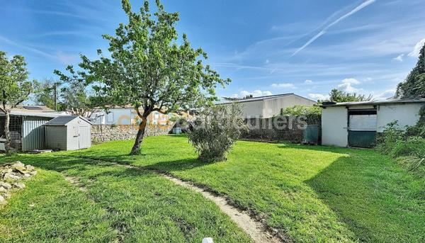 Vente
                Maison60 m² - 3 Pièces -
                    LA ROCHE SUR YON (85000)