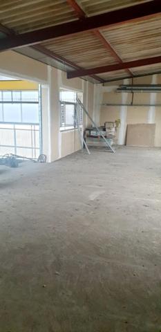 Dpt (), à vendre Local industriel 2345 m2 sur terrain de 4532 m2