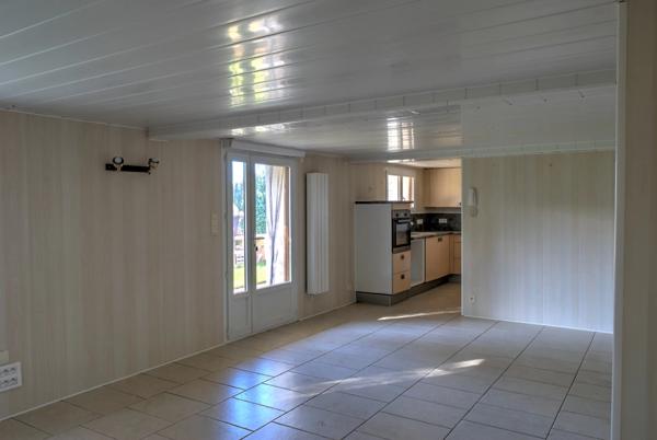 GENAY (69) - Maison 141 m² - 7 pièces - 2346 m² de terrain - Fort potentiel