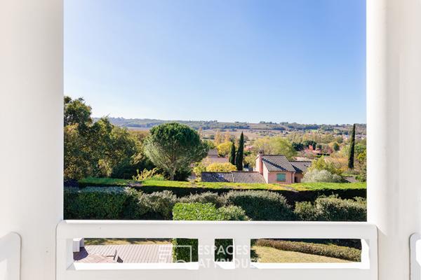 Maison familiale avec piscine et vue dégagée à Sainte-Foy-D’aigrefeuille