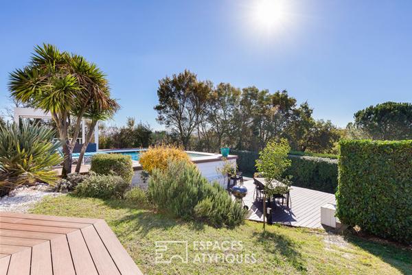 Maison familiale avec piscine et vue dégagée à Sainte-Foy-D’aigrefeuille