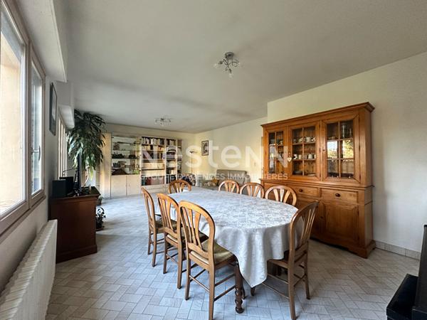 Charmante maison 4 pièces 3 chambres centre ville BRON - 69500 BRON