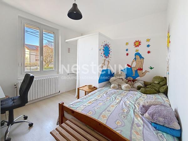 Charmante maison 4 pièces 3 chambres centre ville BRON - 69500 BRON