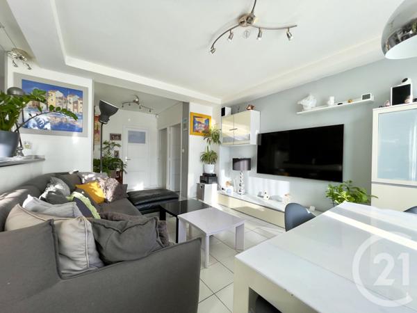 Appartement T4 à vendre  4 pièces - 68,70 m2 VILLEURBANNE - 69