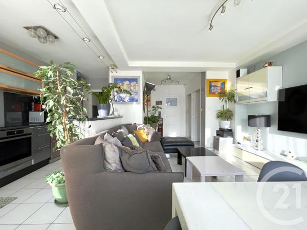 Appartement T4 à vendre  4 pièces - 68,70 m2 VILLEURBANNE - 69