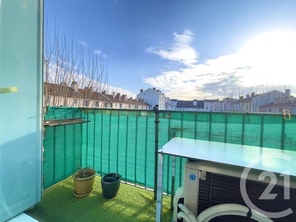 Appartement T4 à vendre  4 pièces - 68,70 m2 VILLEURBANNE - 69