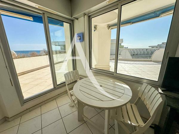 En première ligne, 3 pièces avec terrasse de 63m², vue mer