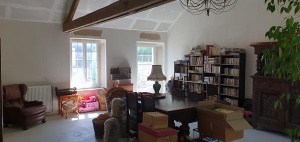 Crugny (51170) GRANDE MAISON AVEC GITE ET BEAU TERRAIN