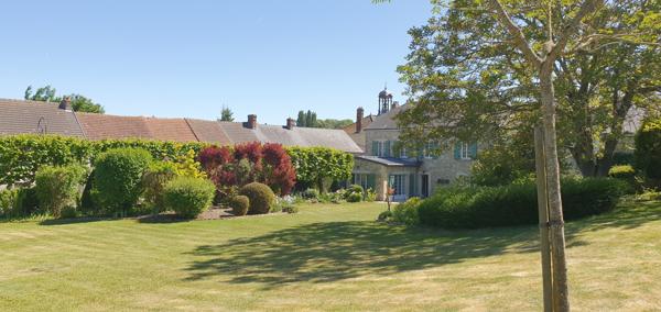 Crugny (51170) GRANDE MAISON AVEC GITE ET BEAU TERRAIN