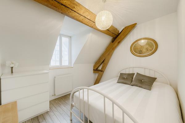 Coeur de ville - Quartier des Antiquaires 5 pièces de 115.6 m2