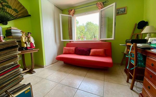 Maison à vendre    5 pièces •  Villebrumier