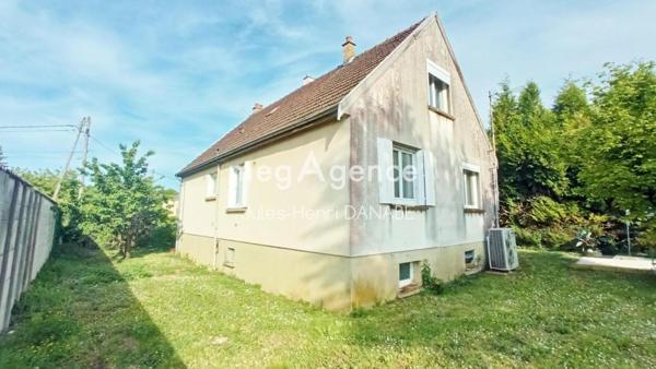 Maison à ROMILLY-SUR-SEINE, 10100 - 6 pièces 121m²