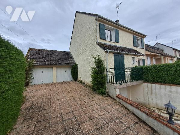 Proche des commerces