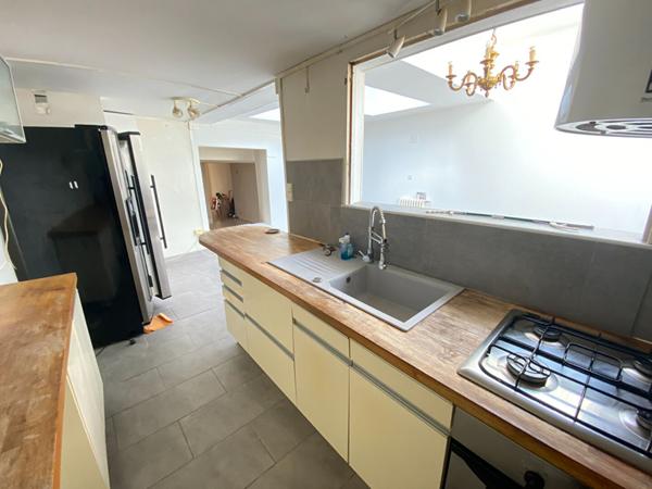 CASTELNAUDARY CENTRE AVEC JARDIN