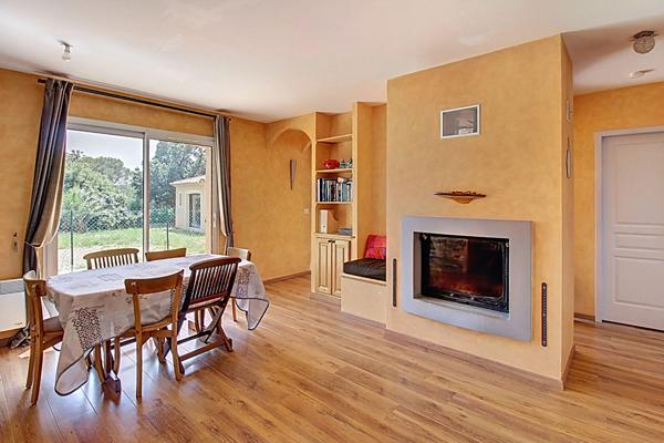 A VENDRE a DRAGUIGNAN - Maison au CALME sur 4000m2 de terrain, 4 chambres.