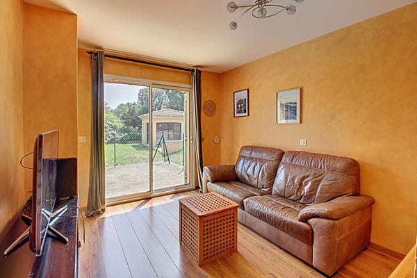 A VENDRE a DRAGUIGNAN - Maison au CALME sur 4000m2 de terrain, 4 chambres.