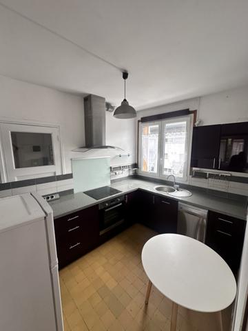 Amiens (80000) T3 Fonctionnel avec cave et parking à 2 mns du centre ville d'Amiens !