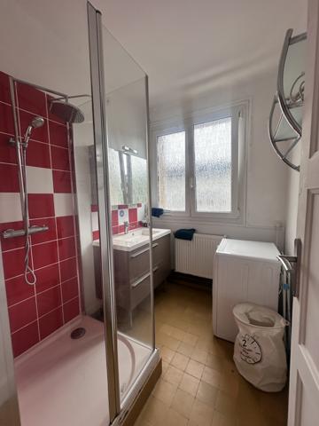 Amiens (80000) T3 Fonctionnel avec cave et parking à 2 mns du centre ville d'Amiens !