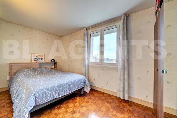 Appartement 3 pièces, 1 chambre de 56 m², box et cave, bas de Limeil