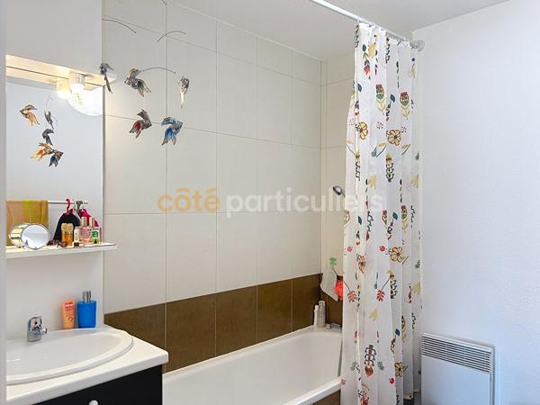 Vente
                Appartement41 m² - 2 Pièces -
                    HENDAYE (64700)