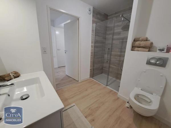 Appartement à louer 2 pièces 43.13m² Royan (17200)
