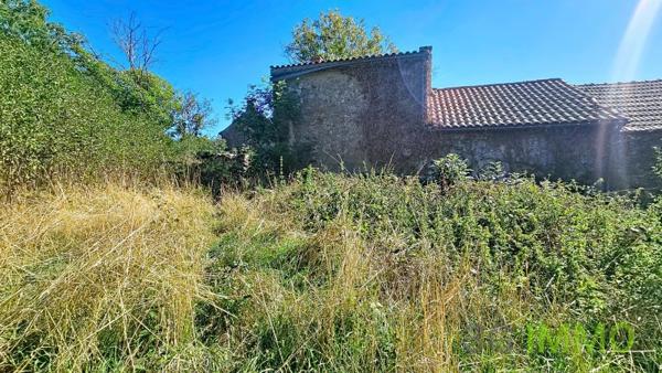 Vente / Maison à rénover à Apchat (63420)