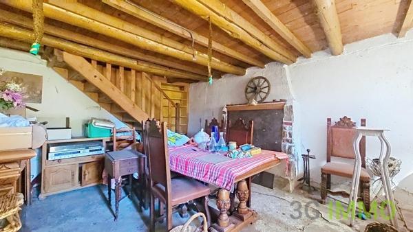 Vente / Maison à rénover à Apchat (63420)