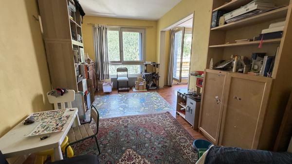 Appartement T4 avec terrasse, garage et parking à deux pas du parc des Gayeulles