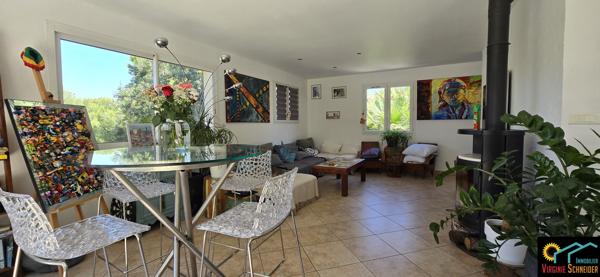 Maison 5 pieces de 130m² sur parcelle de 1260m² avec piscine et garage