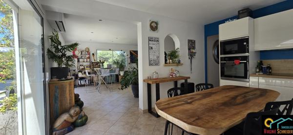 Maison 5 pieces de 130m² sur parcelle de 1260m² avec piscine et garage
