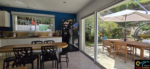 Maison 5 pieces de 130m² sur parcelle de 1260m² avec piscine et garage