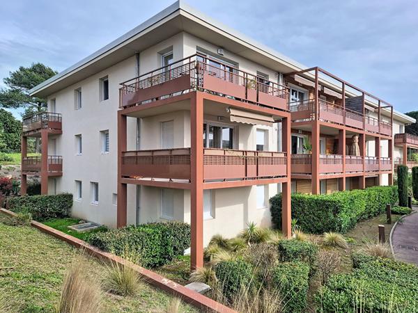 Fréjus - T2 - Terrasse- Place de parking- Piscine