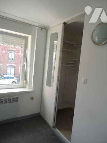 EN EXCLUSIVITE A VENDRE à NIEPPE dans le NORD (59) : IMMEUBLE à usage d'habitation et de commer...