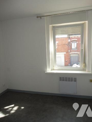 EN EXCLUSIVITE A VENDRE à NIEPPE dans le NORD (59) : IMMEUBLE à usage d'habitation et de commer...