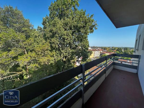 Appartement à louer 1 pièce 35.87m² Mont-de-Marsan (40000)