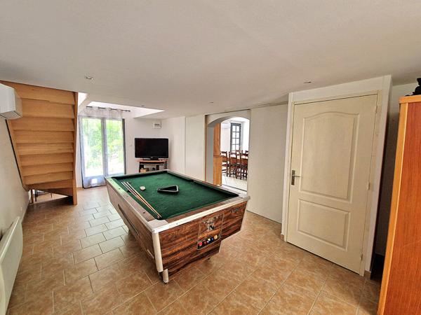 Maison Bazouges Cre Sur Loir 9 pièce(s) 258 m2