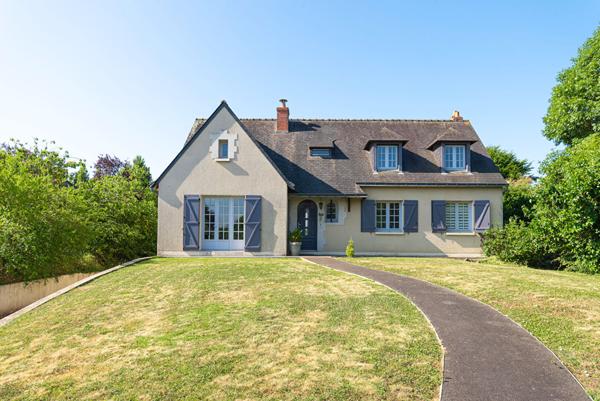 Maison Brissac Loire Aubance 6 pièce(s) 180 m2