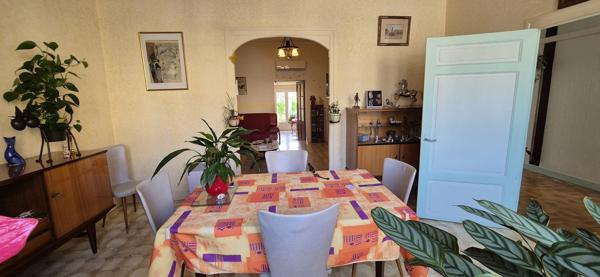 À vendre - Maison mitoyenne 1 côté, 7 pièces située à Mézin (47170)
