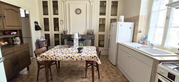 À vendre - Maison mitoyenne 1 côté, 7 pièces située à Mézin (47170)