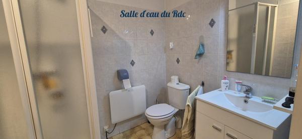 À vendre - Maison mitoyenne 1 côté, 7 pièces située à Mézin (47170)