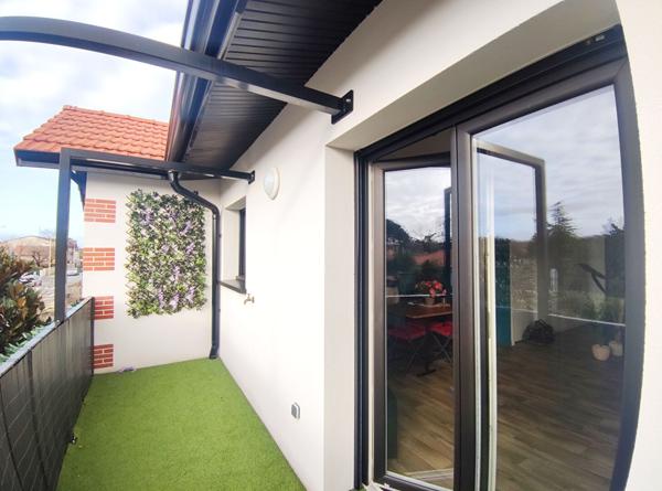 Appartement  T3  la Hume - 61.71 m2 - terrasse + 3 parkings