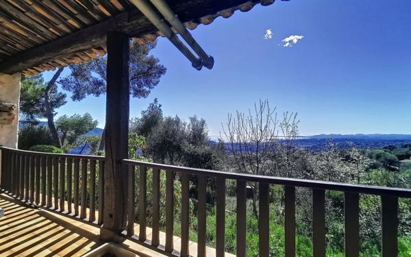 Maison à vendre    7 pièces •  Cantaron