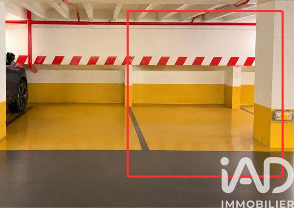 Parking à vendre 10 m² Paris 8