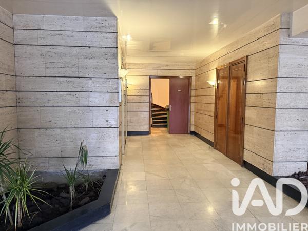 Parking à vendre 10 m² Paris 8