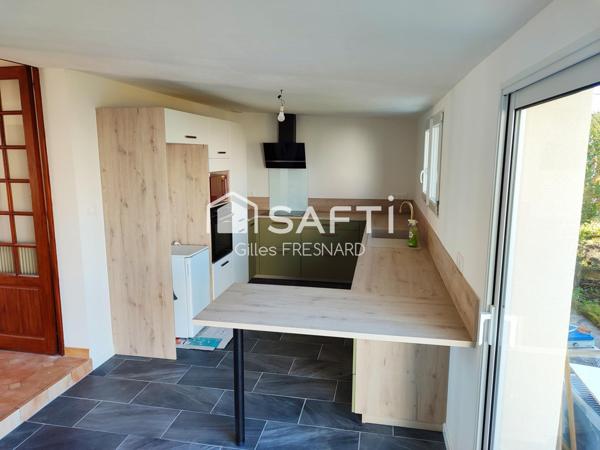 Maison de ville rénové, proche de tous commerces