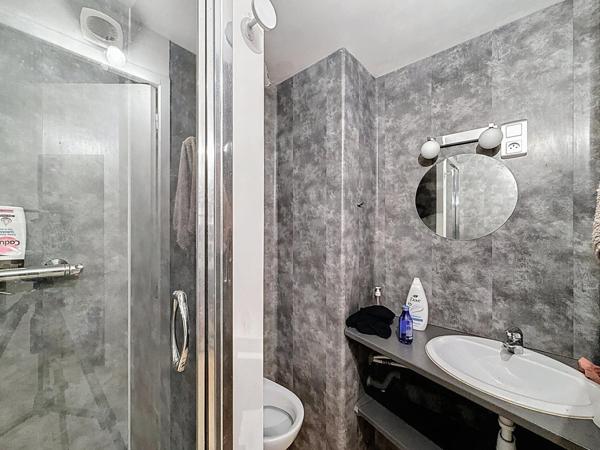 Maison de 170m² avec trois garages en pleine campagne