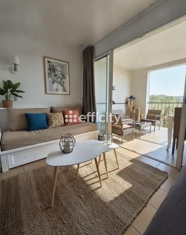 Appartement
         2 pièces
        - 32 m² 229 995 € *