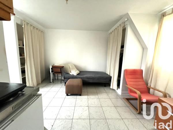 Immeuble à vendre 231 m² Corbeil-Essonnes