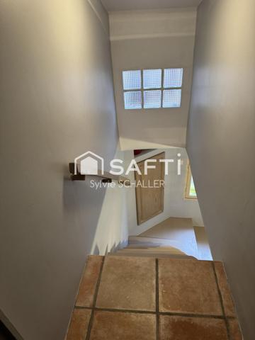 Maison de village avec une terrasse de toit ! idéal primo-accédants ou investisseurs !