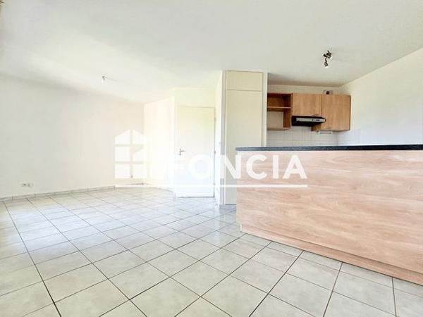 Location Studio 33.2 m² - 4 PLACE DE LA REPUBLIQUE Ars Sur Moselle 57130